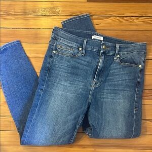 Good American Blue Skinny Jeans with Subtle Fading